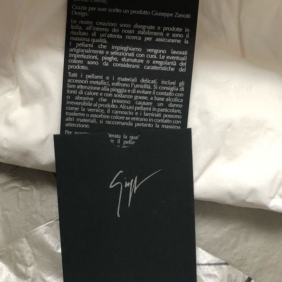 Giuseppe Zanotti Design Black/Gold Platform Sandal - Picture 4 of 4